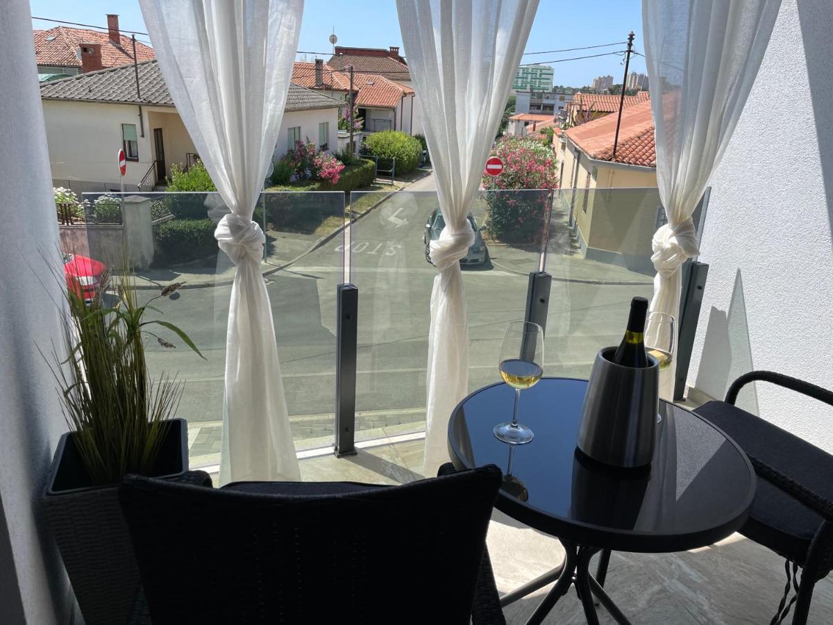 Giovanna Apartment With Terrace And Free Parking Pula Exterior foto